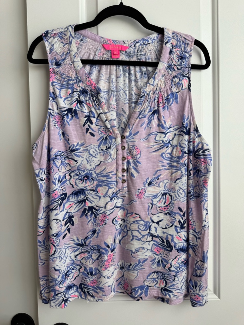 Lilly Pulitzer XL Essie Top - Floral (FLAWED)